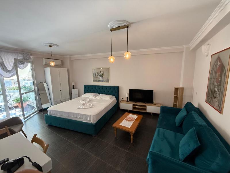 Emerald Apartment by Adore Central Tirana - image 2