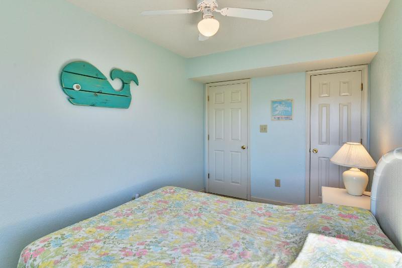 5647 - Sandy Pause - image 19