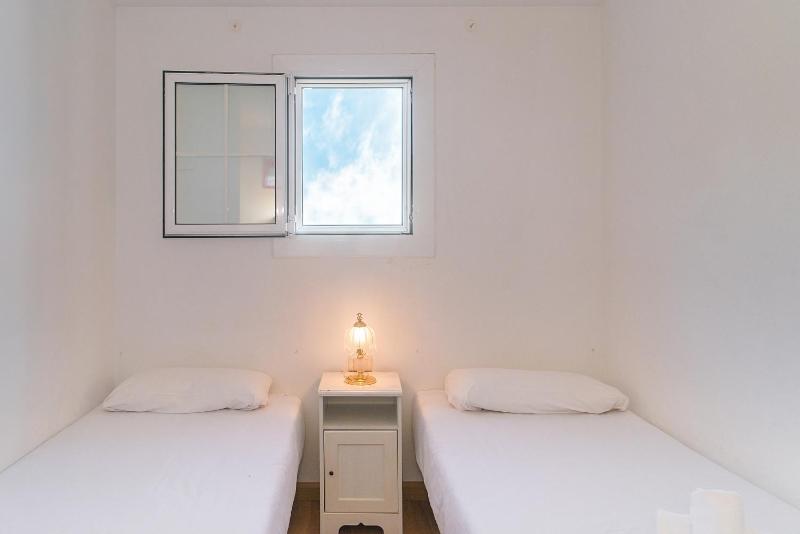 WELCS APARTAMENTO 432 EMP con terraza al canal - image 16