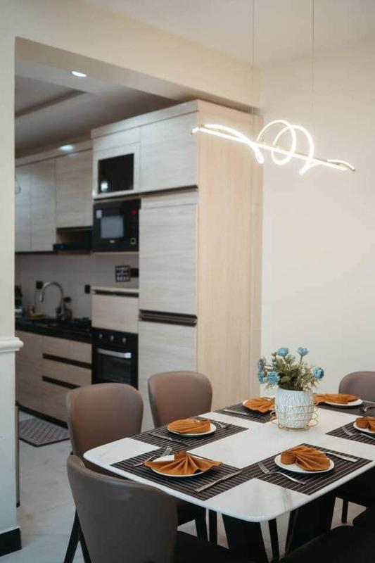 New Modern Bliss apt- 3Bdrm w/pool- gym-hottub - image 7