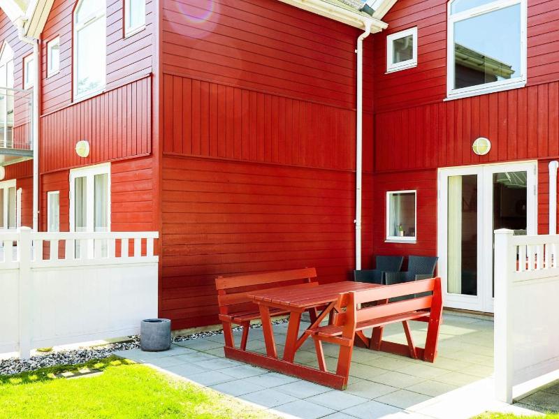 6 person holiday home in Hadsund - image 17