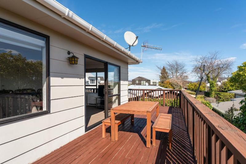 Rainbow Lake House - Lake Taupō Holiday Home - image 19