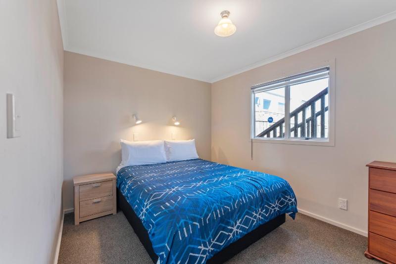 Rainbow Lake House - Lake Taupō Holiday Home - image 25