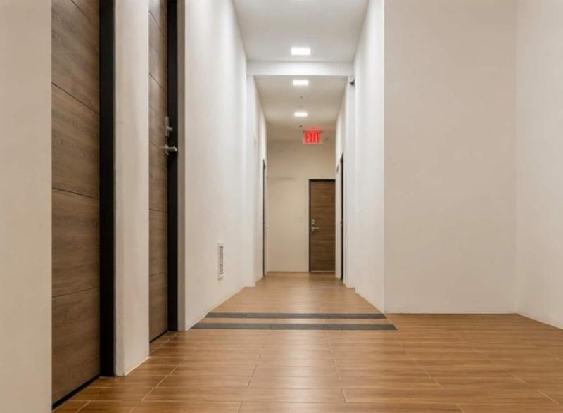 Down Towns Apartments - image 5