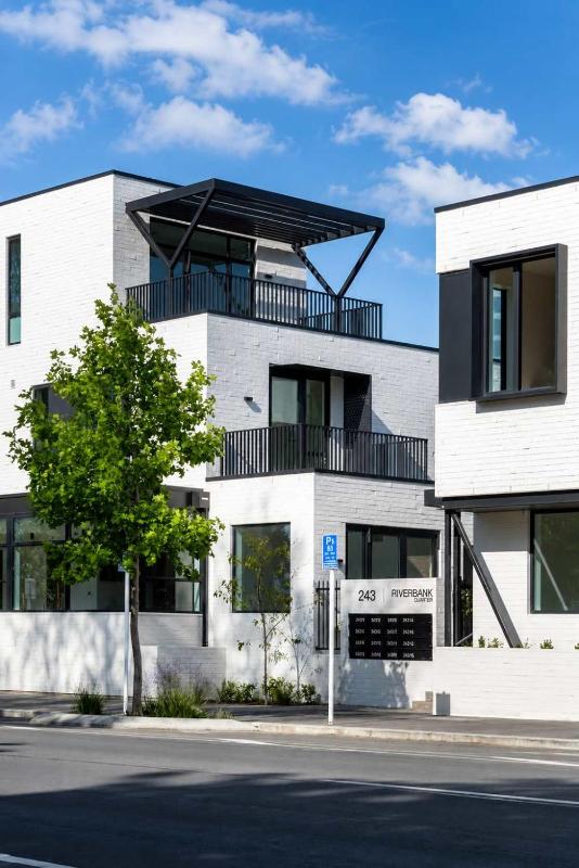 Chic and Contemporary Living at Cambridge Terrace - image 32