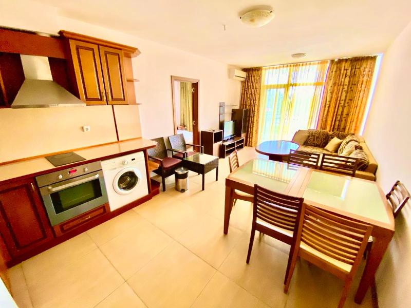 Grand Kamelia Holiday Studios and Apartments - image 2