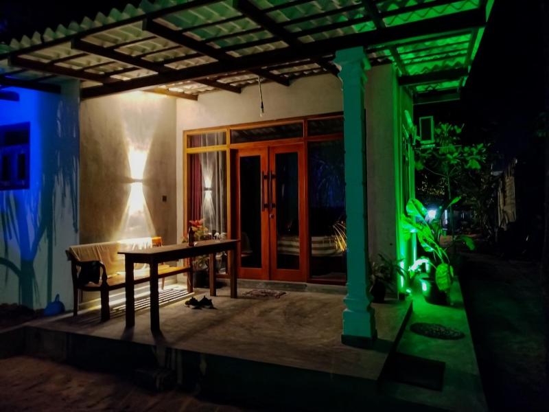 Mandalore Beach Villa - image 5