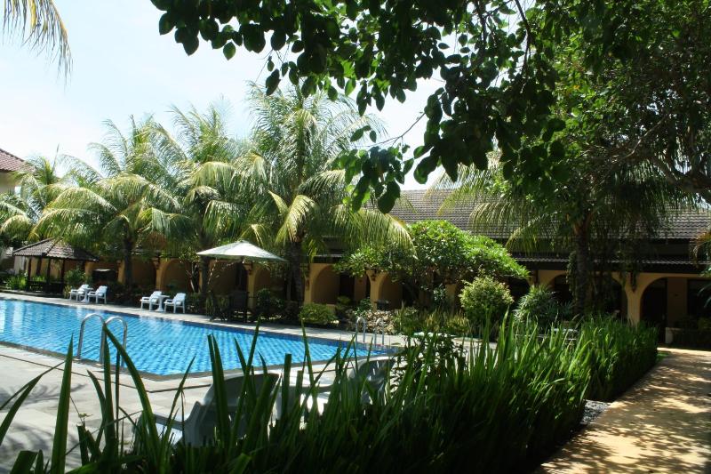 Lombok Garden Hotel - image 50
