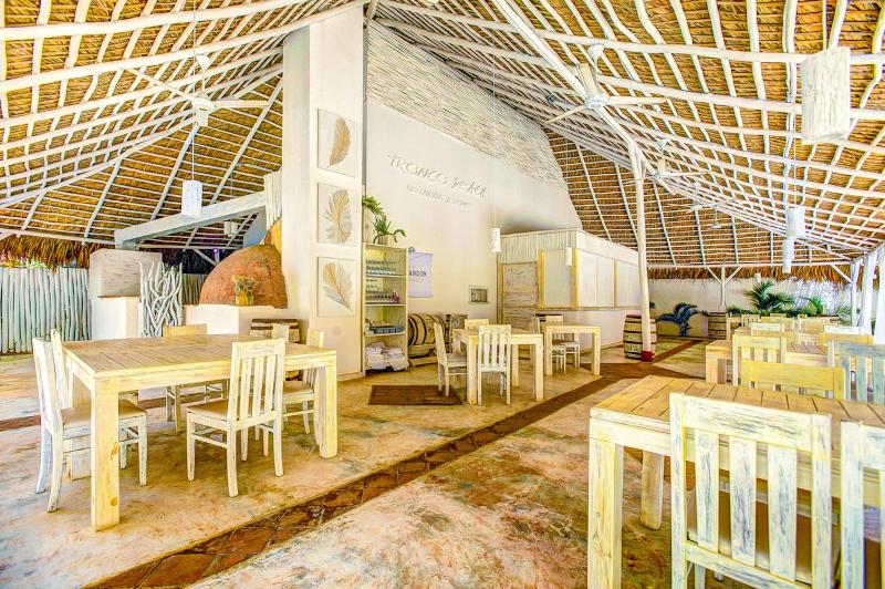 SERENARA VILLAS and SUITES - LOS CORALES beach - image 8