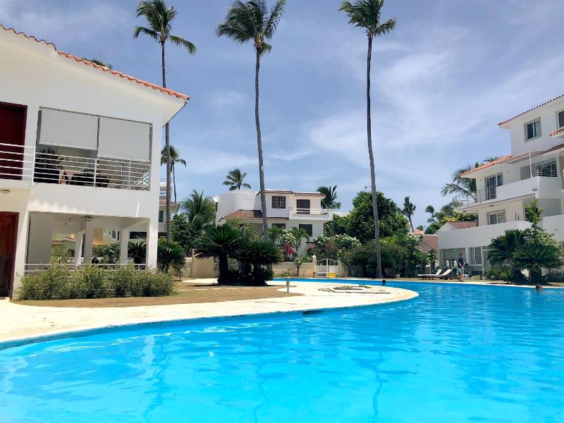 SERENARA VILLAS and SUITES - LOS CORALES beach - image 31