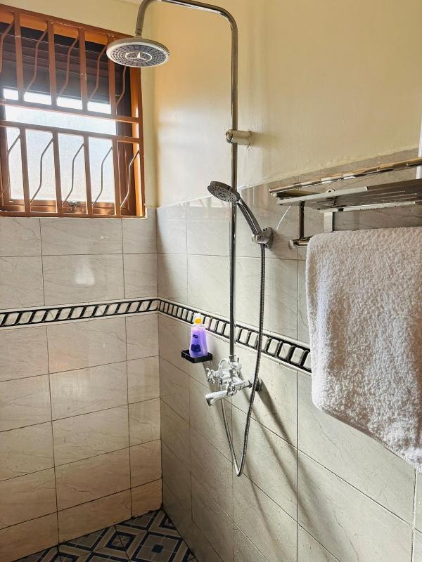Kwetu Spaces Kampala Near Makerere & CBD - image 9