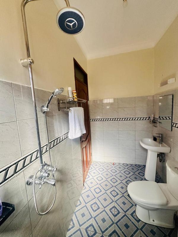Kwetu Spaces Kampala Near Makerere & CBD - image 2