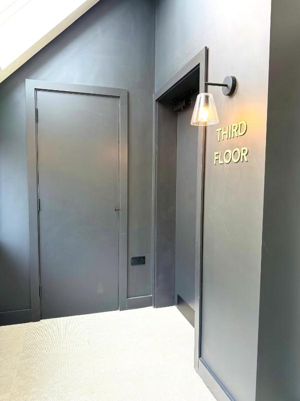 No7 Leeds - image 20