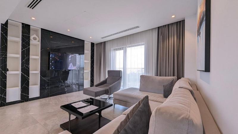 Chic apartment in downtown Yaoundé - image 1