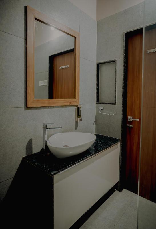 Pvr House - Second Floor Serenity - image 9