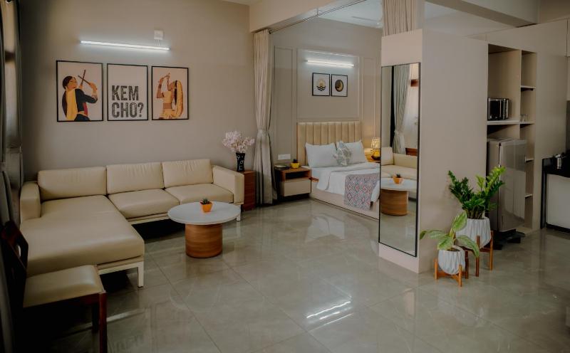 Pvr House - Second Floor Serenity - image 10