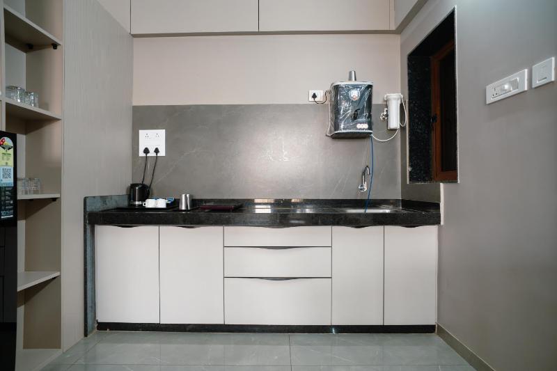 Pvr House - Second Floor Serenity - image 14