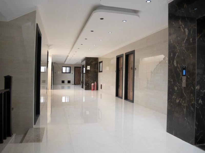 Modern 2 Bedroom in Arasat Karrada New Building - image 12