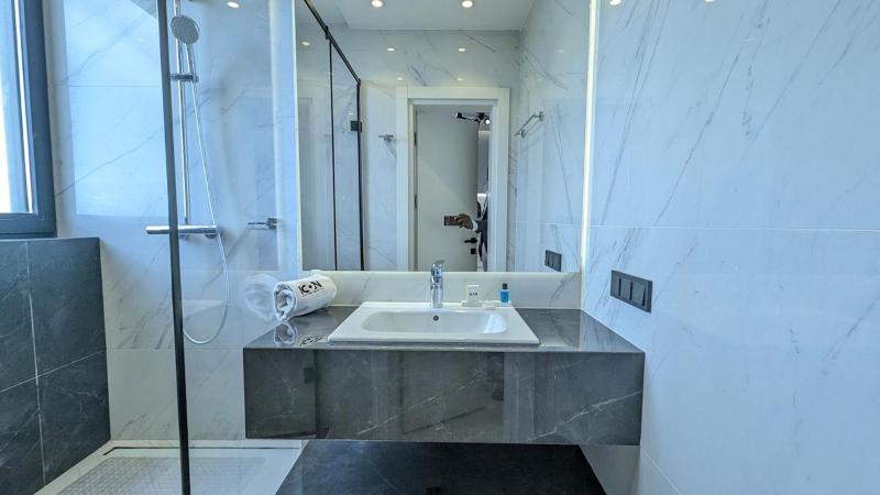 Premium apartment in Bastos with gym - image 11
