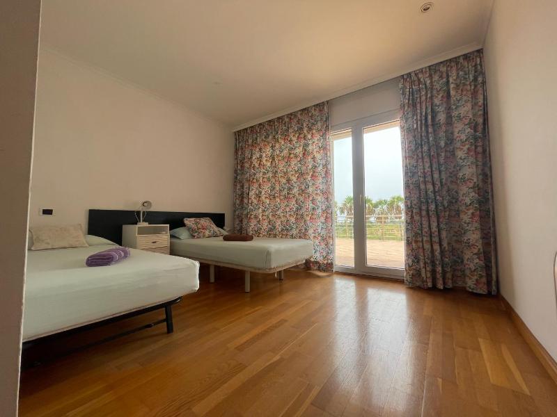 Huge house in Palma - image 23