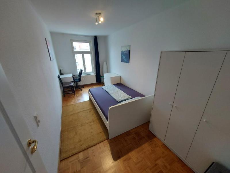 Leipzig- moderne Apartments in historischem Gründerzeithaus nahe Zentrum - image 3