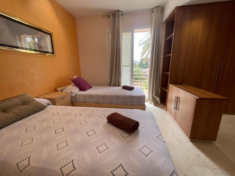 Huge house in Palma - image 24