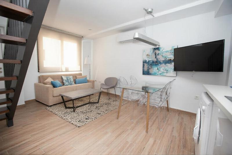 Feelathome Mártires Apartments - image 25