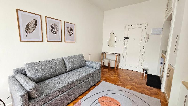 Leblon | Steps from the Beach & Dias Ferreira - image 8