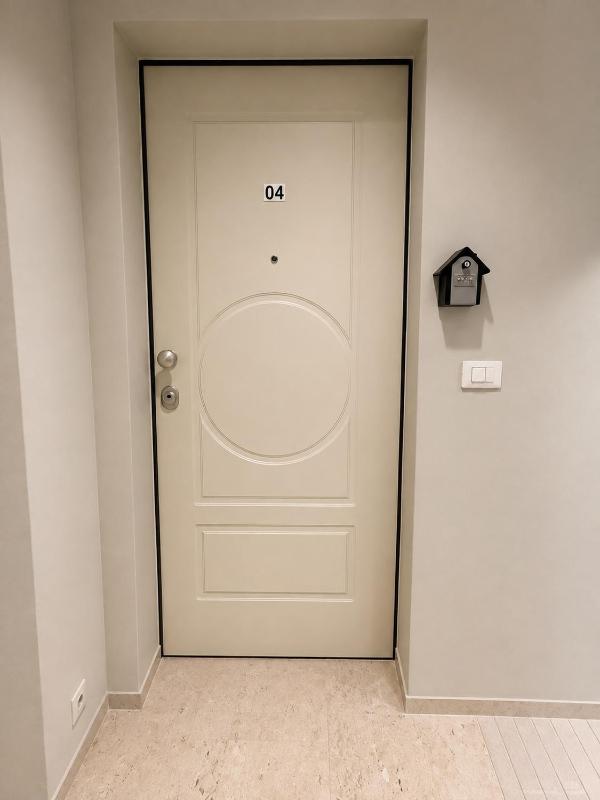 Luxury apartment + garage - image 11
