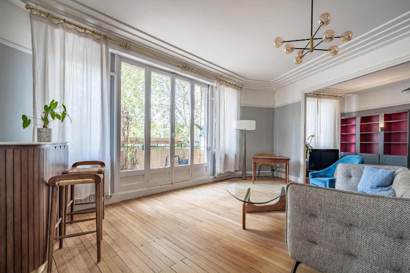 Exceptional 220 m2 apartment - image 11