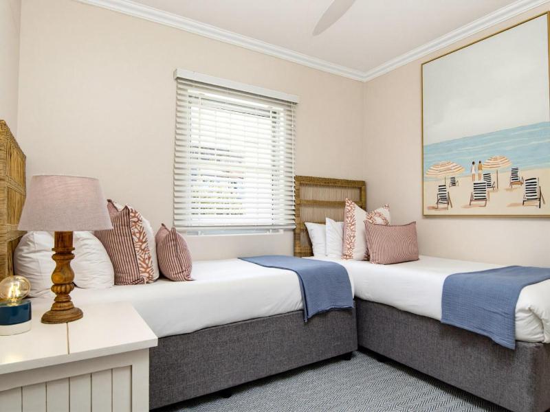 Beachfront Apartments Shakas Rock - Pebble Beach Direct Access Ocean Views - image 5