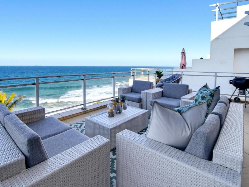 Beachfront Apartments Shakas Rock - Pebble Beach Direct Access Ocean Views - image 1