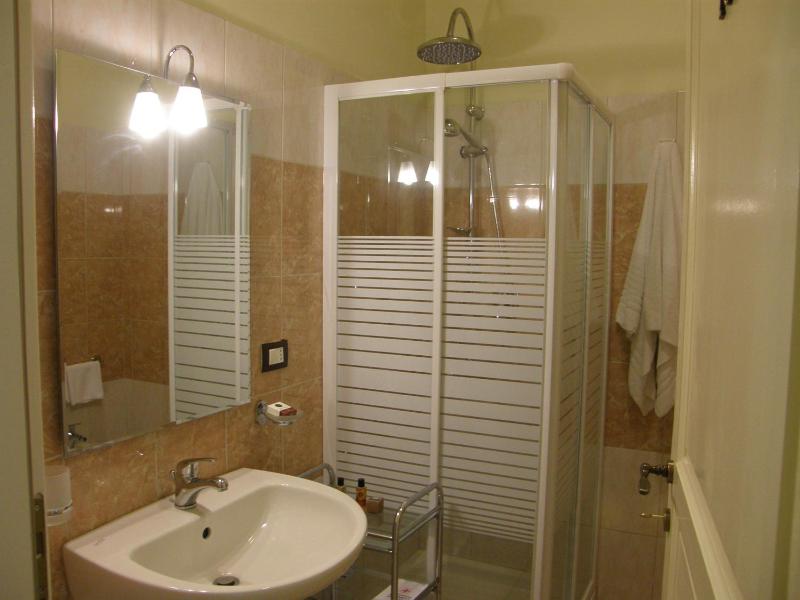 Standard Single Room with Private External Bathroom image 1