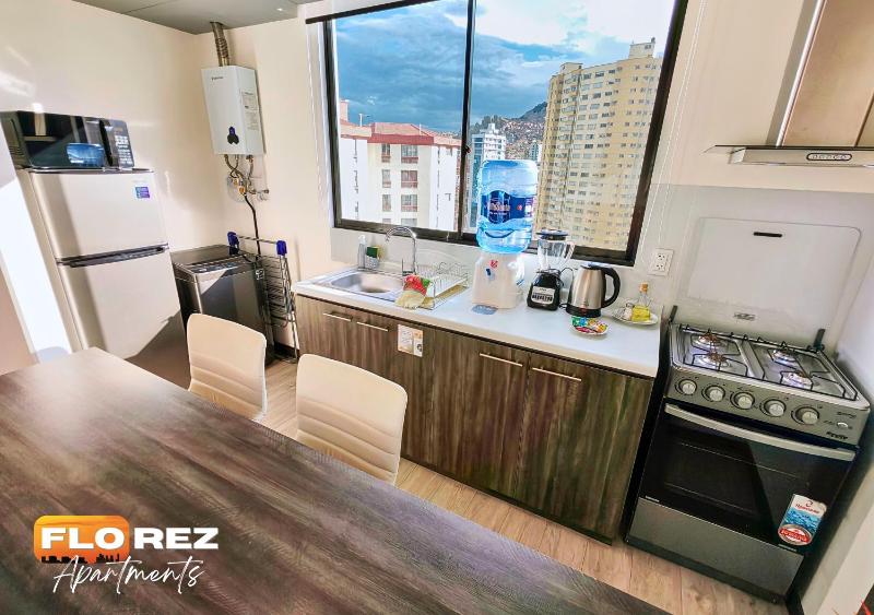 FLOREZ APT2 - Beautiful Views Central Heating - image 6