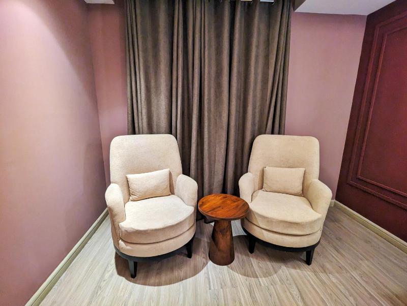 Executive Three Bedroom Apartment by Alvis Suite - Goldcrest Alfatah Mall Lahore - image 15