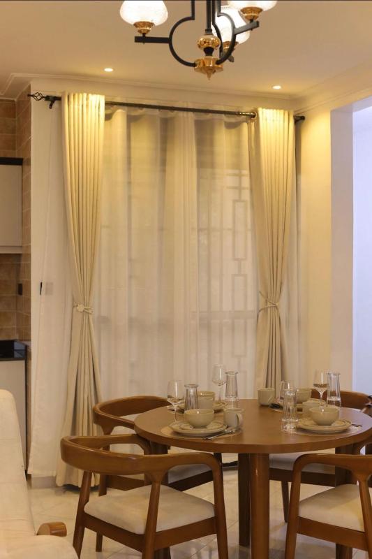 Stylish 1BR Retreat in Muyenga - image 11