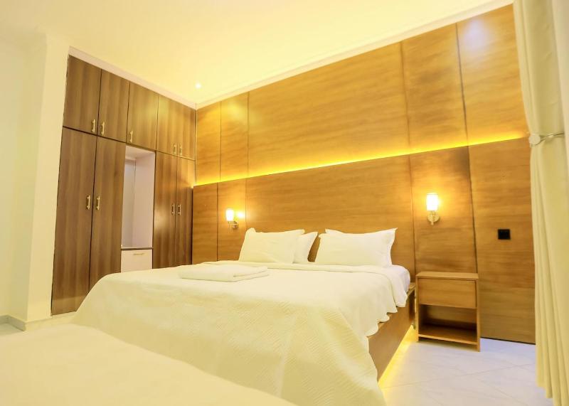 Stylish 1BR Retreat in Muyenga - image 9