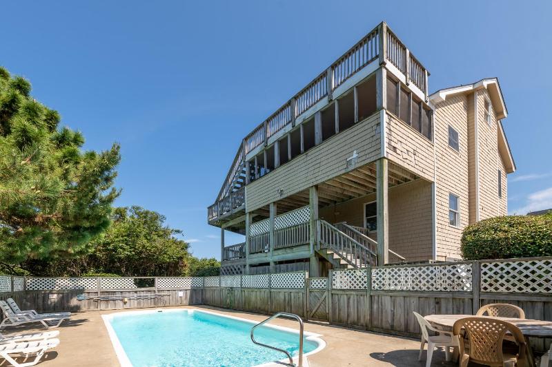 Beachcomber - Corolla Whalehead 250 Yds to Beach Ocean View Pool Hot Tub - image 1
