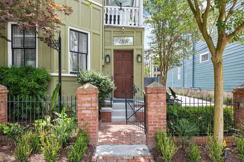 Smalls Alley - image 11