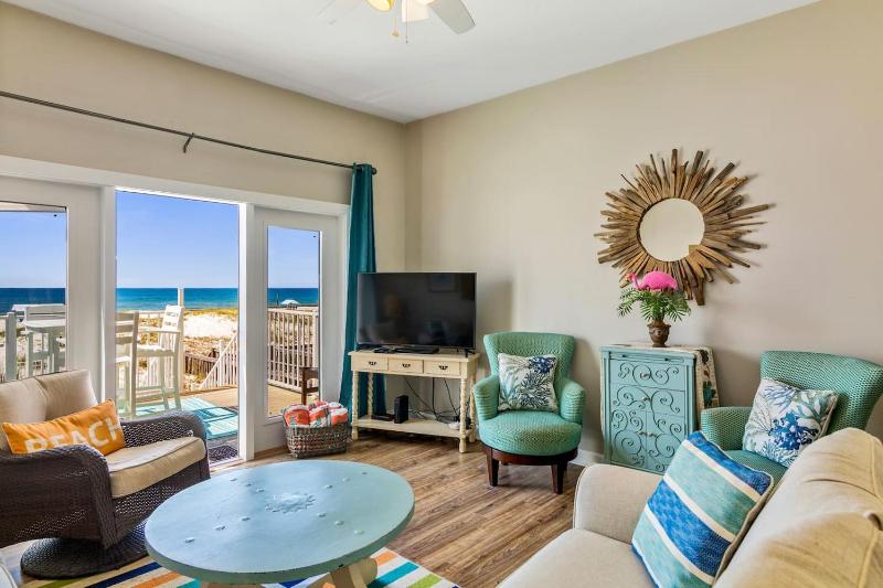 Beachfront Duplex Heated Pool Sleeps 24 - image 20