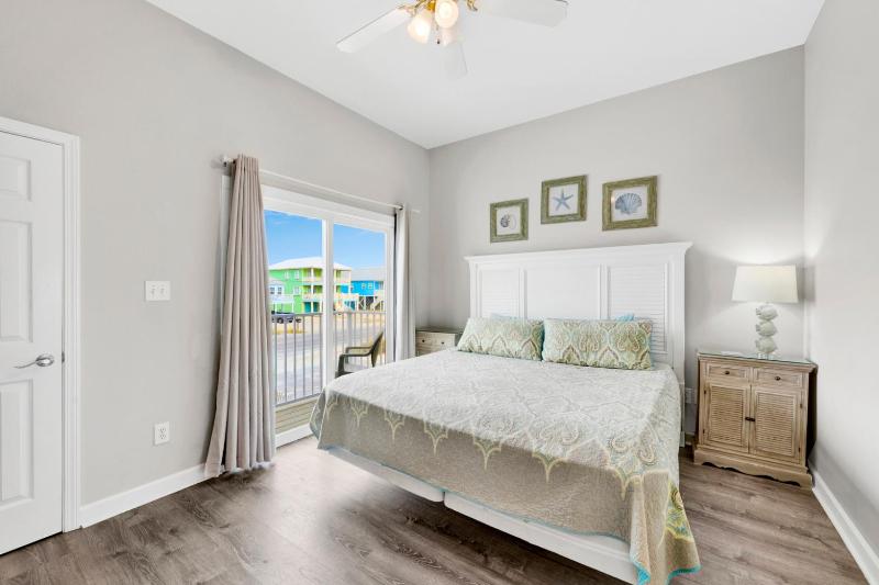 Beachfront Duplex Heated Pool Sleeps 24 - image 48