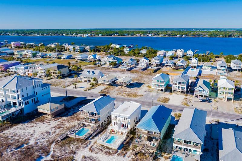 Dolphin View Duplex A Beachfront Pet Friendly - image 29