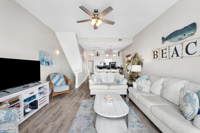 Dolphin View Duplex A Beachfront Pet Friendly - image 26