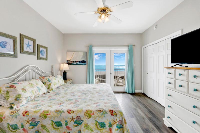 Dolphin View Duplex A Beachfront Pet Friendly - image 30