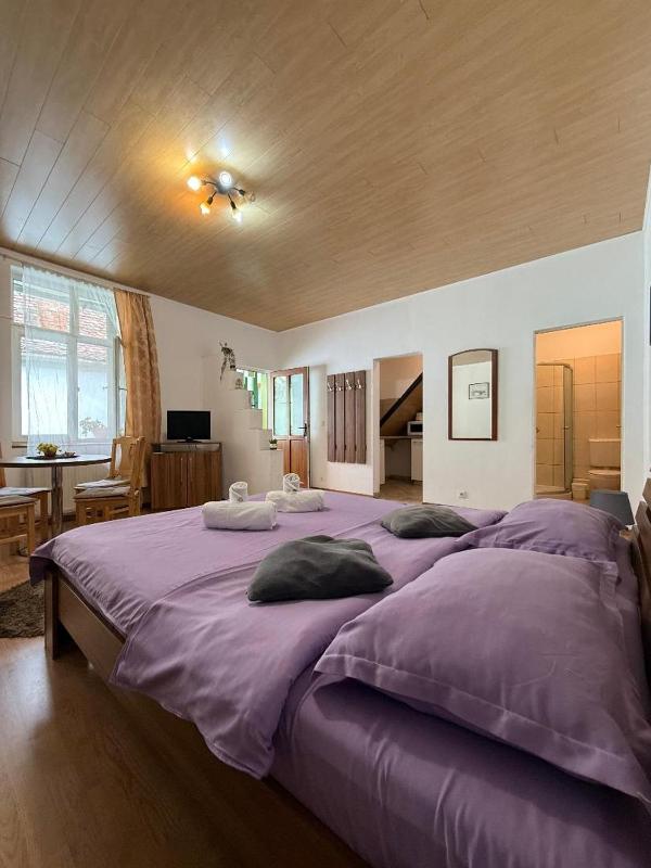 Central Square Apartments - image 18
