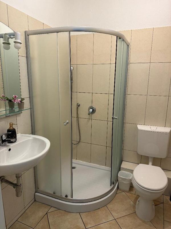 Central Square Apartments - image 6