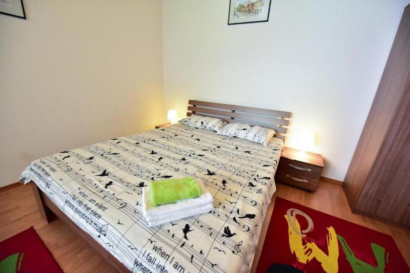 Central Square Apartments - image 3