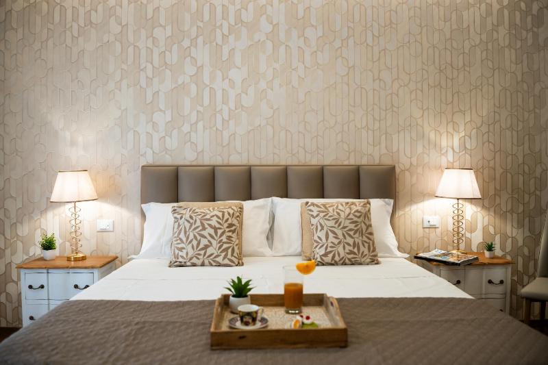 Porta Normanna Charming Rooms - image 11