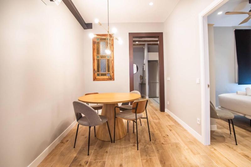 23MAL1075-Beautiful 2BR 2BH near Sagrada Familia - image 11