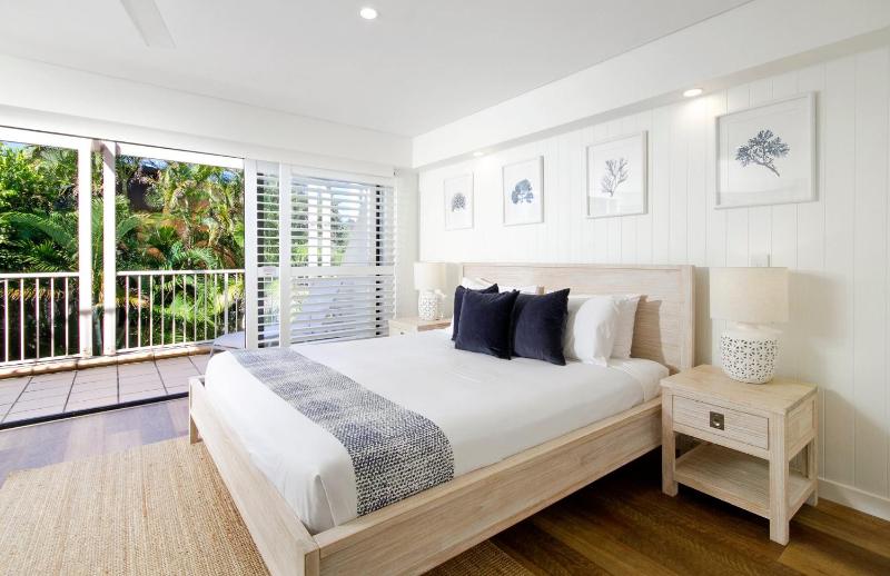Viva la Sunshine Pool View & Rooftop - image 7